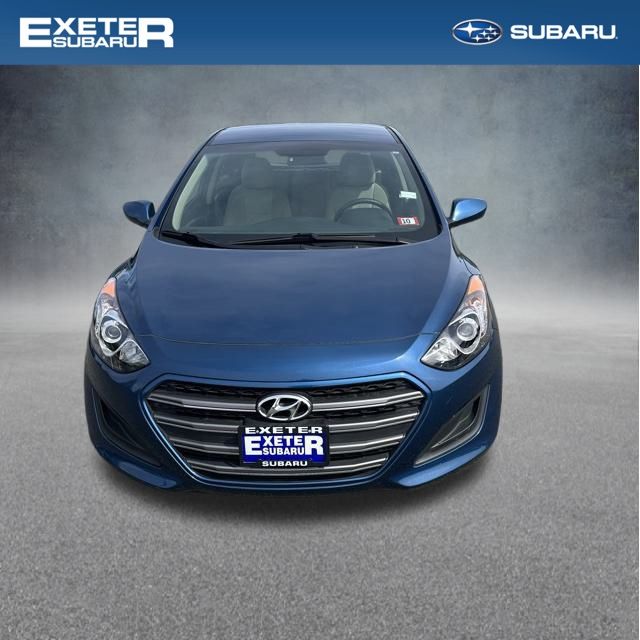 2016 Hyundai Elantra GT Base photo 2