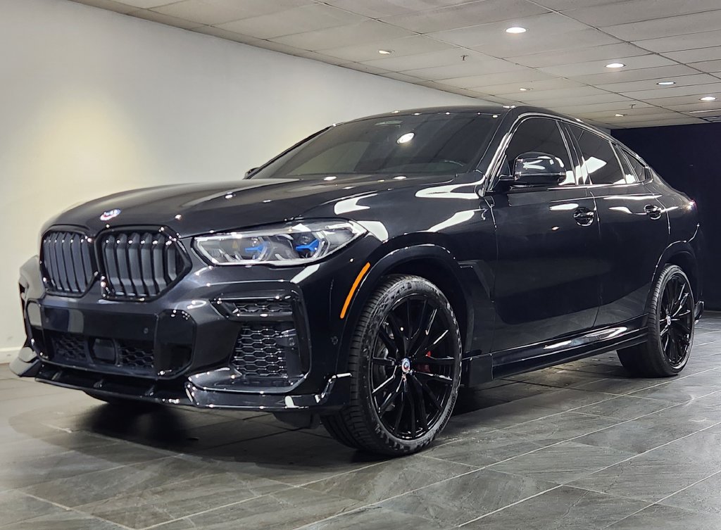 2022 BMW X6 M50i