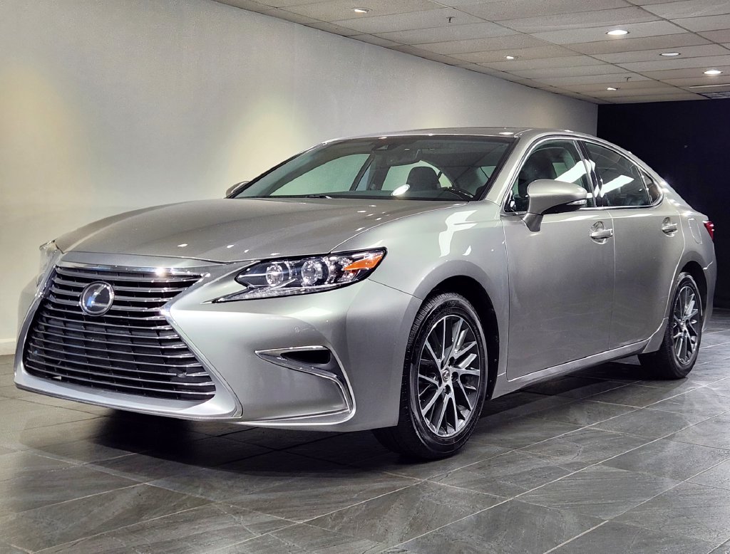 2017 Lexus ES