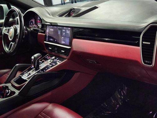 2020 Porsche Cayenne Coupe S - Photo 11