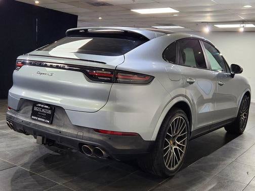 2020 Porsche Cayenne Coupe S - Photo 6