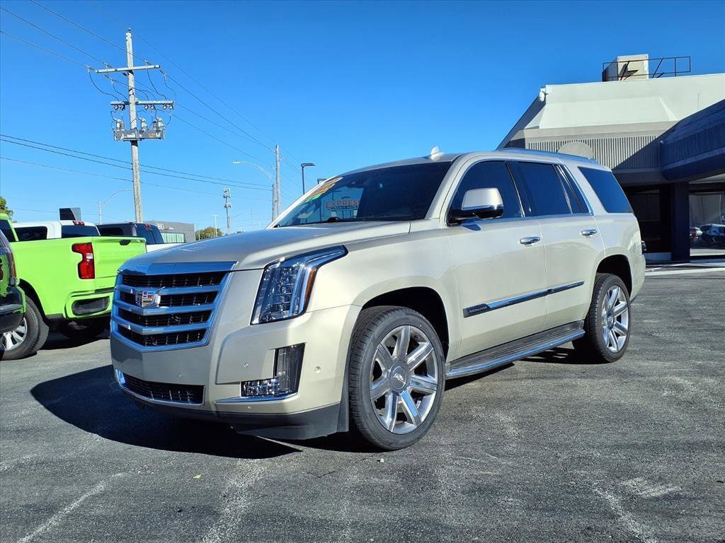 2017 Cadillac Escalade Luxury