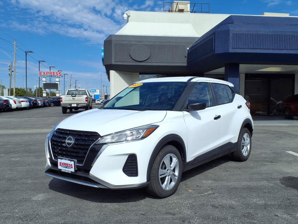 2023 Nissan Kicks S