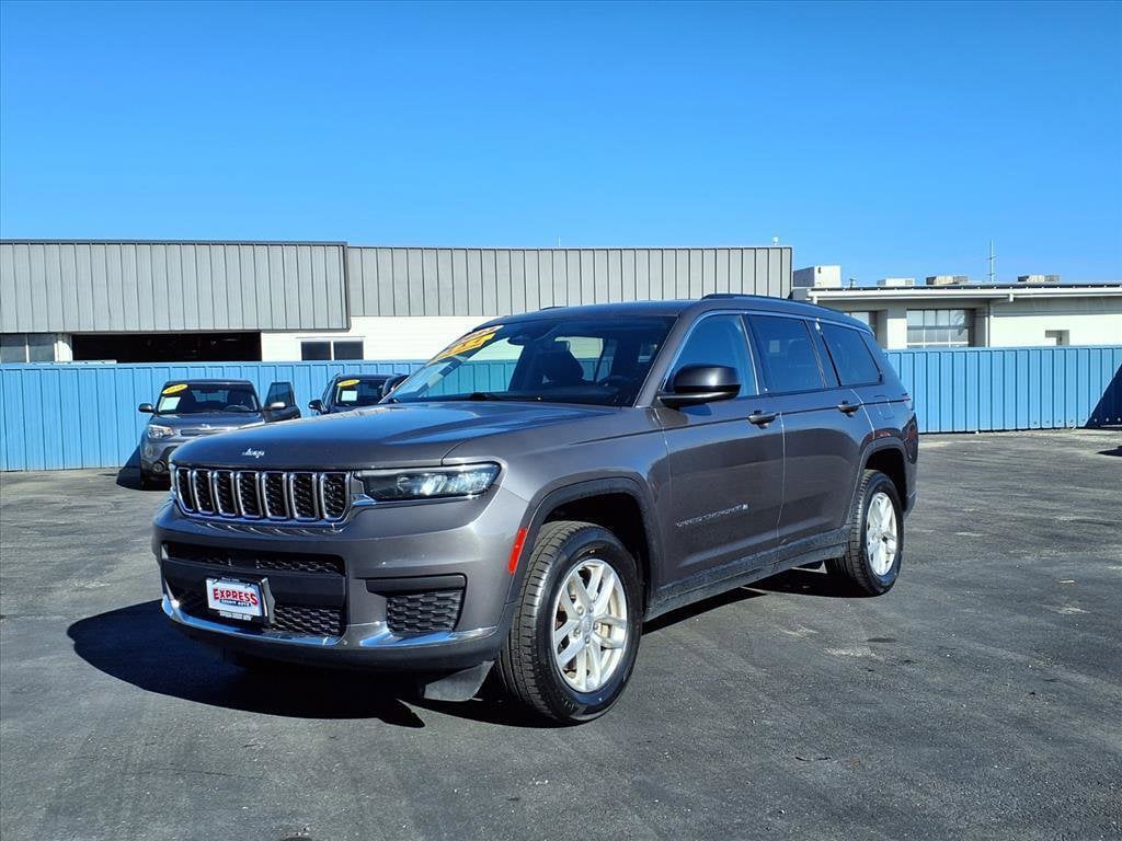 2023 Jeep Grand Cherokee L Laredo's photo
