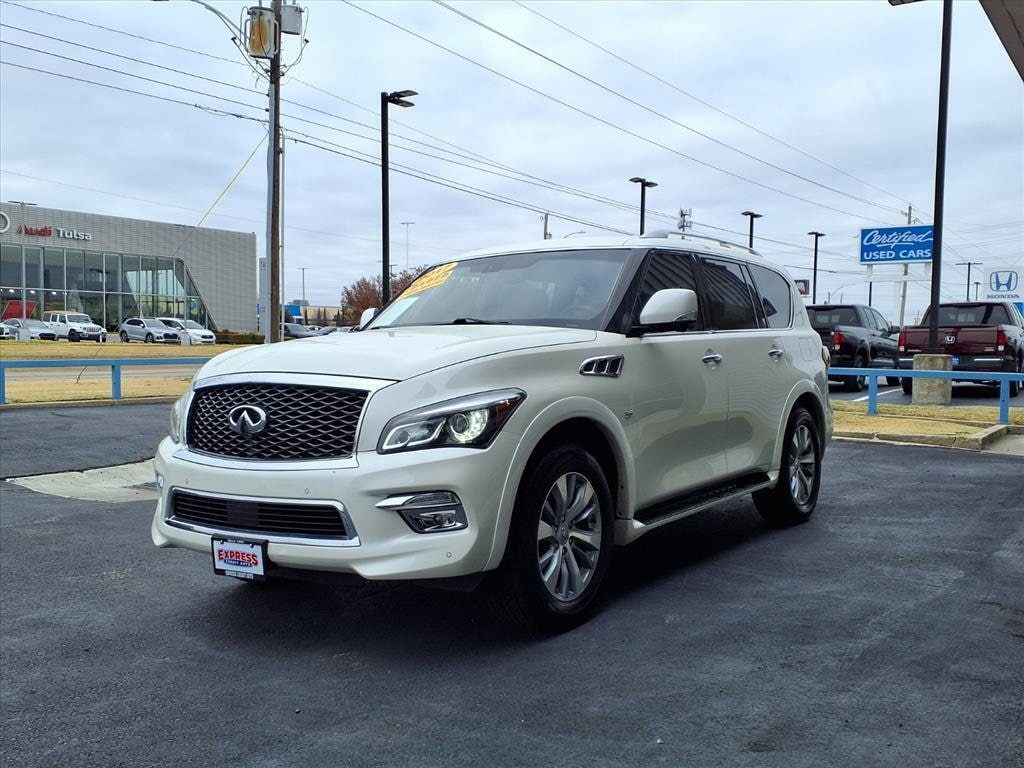 2017 INFINITI QX80 Base's photo