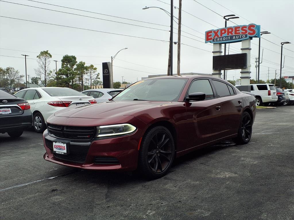 Used 2018 Dodge Charger SXT Sedan