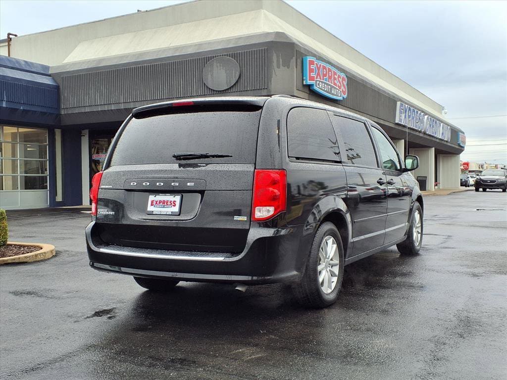 Used 2016 Dodge Grand Caravan SXT Van