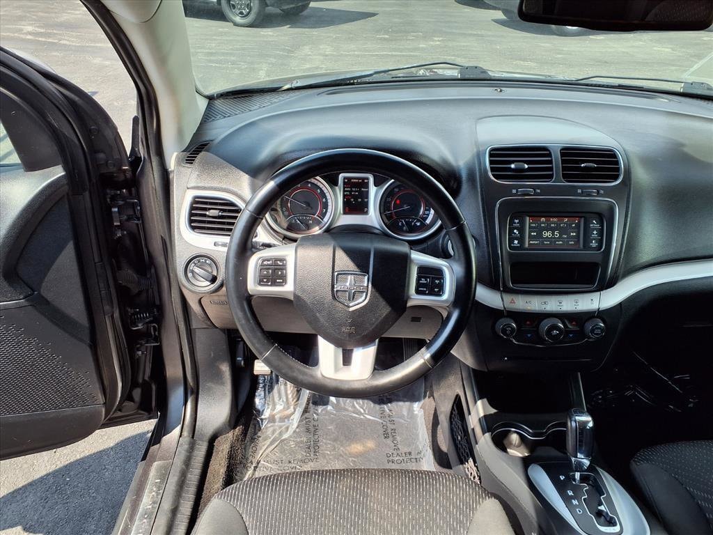 Used 2018 Dodge Journey SE SUV