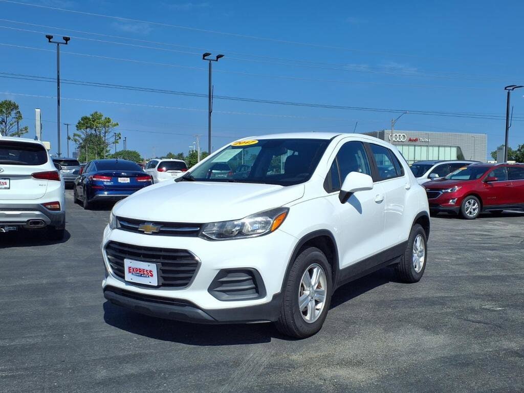 2017 Chevrolet Trax LS AWD's photo