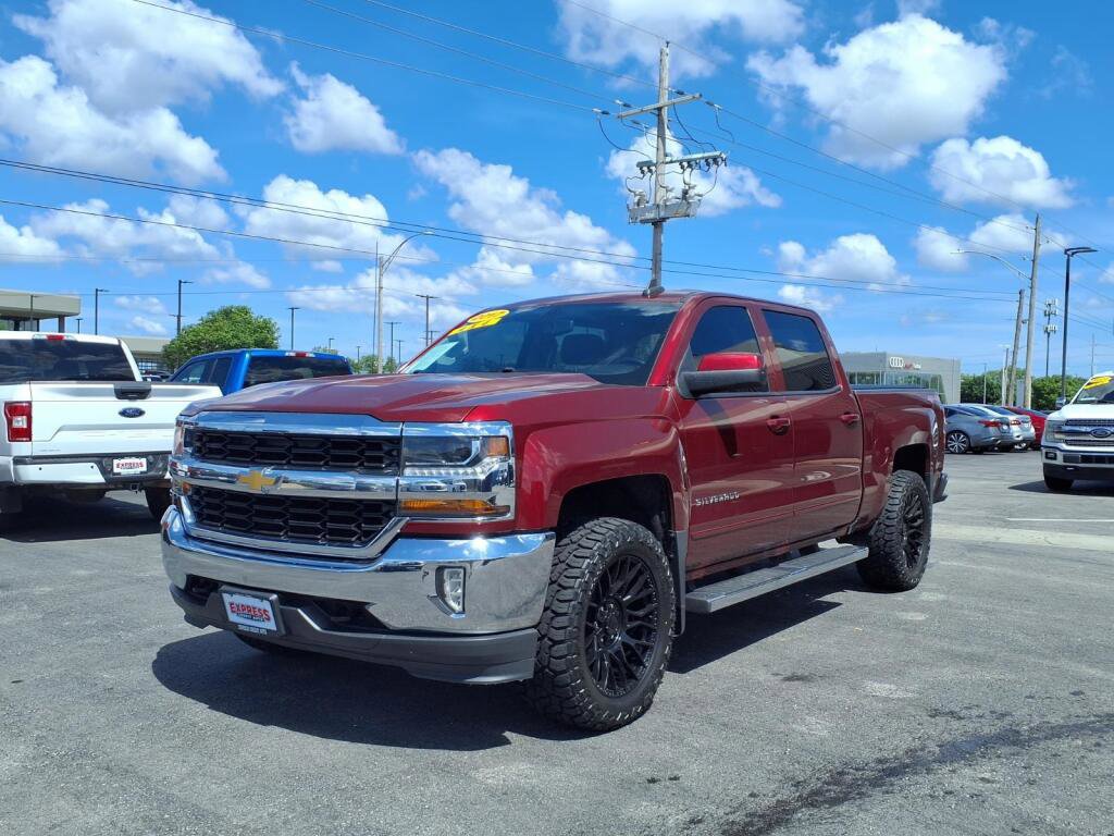 2017 Chevrolet Silverado 1500 LT 4X4 Crew Cab Short Box's photo