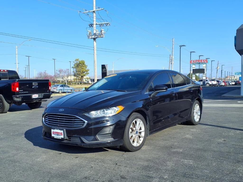 2020 Ford Fusion SE