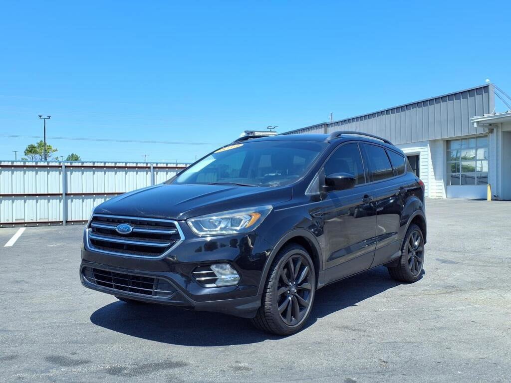 2019 Ford Escape SE's photo