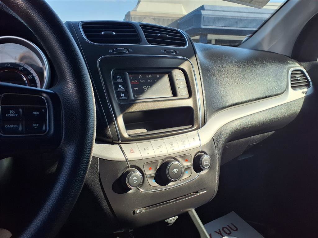 Used 2018 Dodge Journey SE SUV