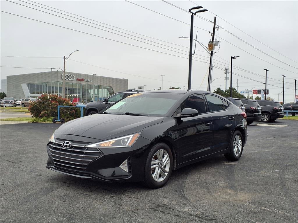 Used 2020 Hyundai Elantra SEL Sedan