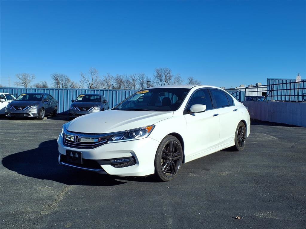 2017 Honda Accord Sport SE's photo