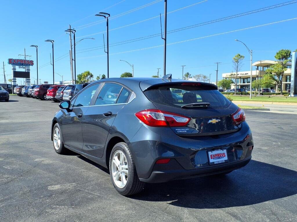 2018 Chevrolet Cruze LT - Photo 9