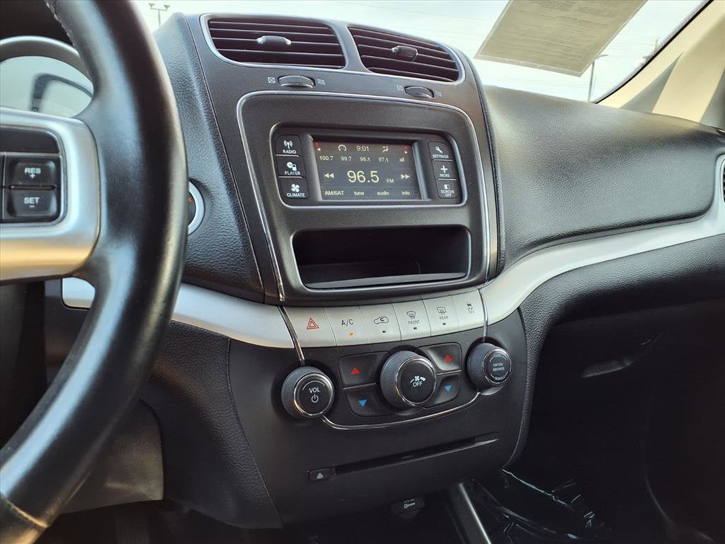 Used 2018 Dodge Journey SE SUV