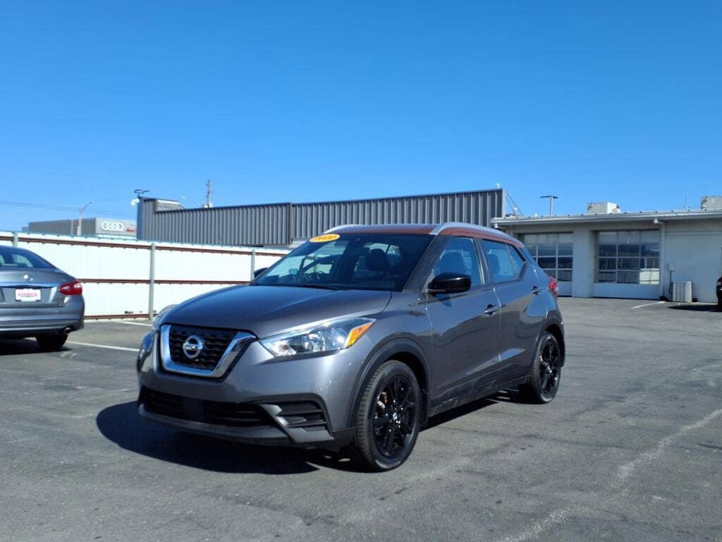 2020 Nissan Kicks SV
