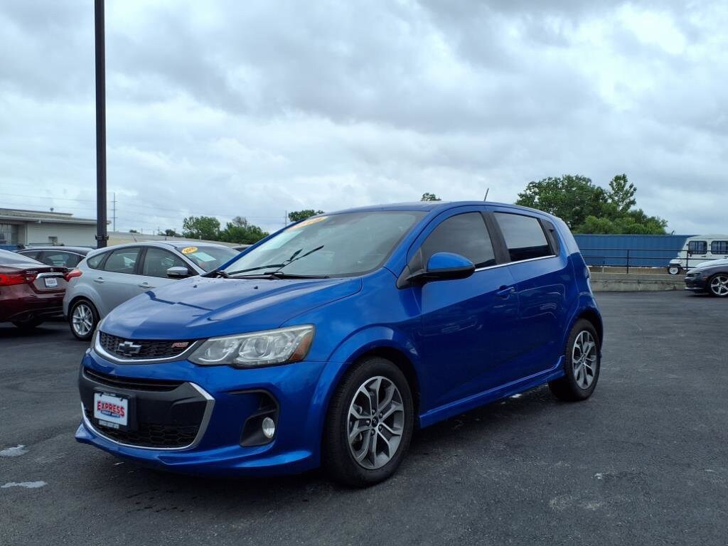 Used 2018 Chevrolet Sonic LT Auto w/1SD Hatchback