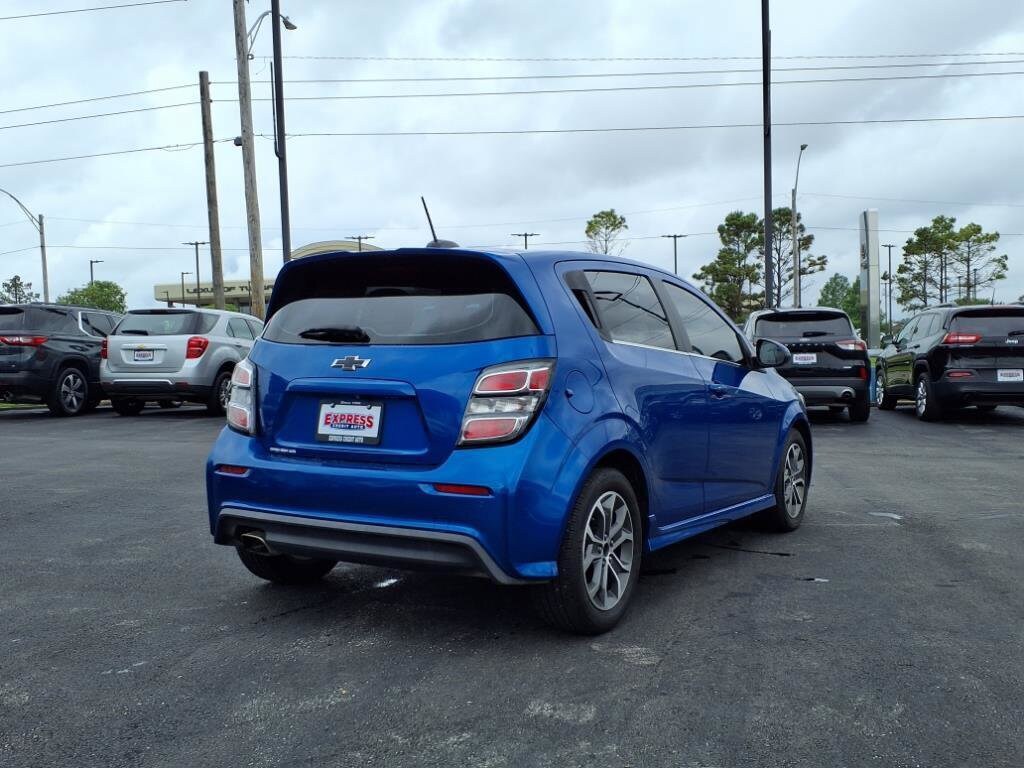 Used 2018 Chevrolet Sonic LT Auto w/1SD Hatchback