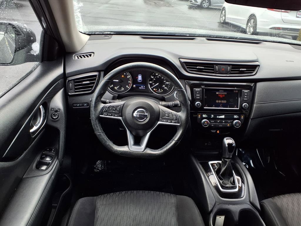 Used 2018 Nissan Rogue SV SUV