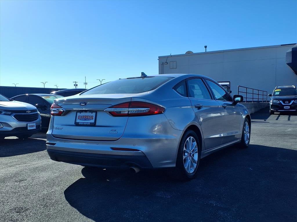 Used 2020 Ford Fusion SE Sedan
