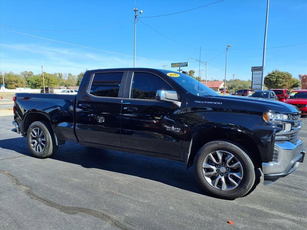Used 2020 Chevrolet Silverado 1500 LT Truck Crew Cab