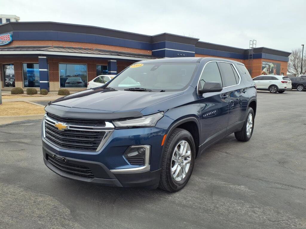 2023 Chevrolet Traverse LS
