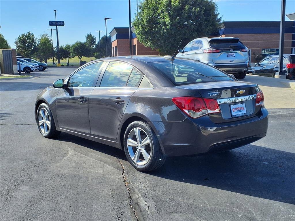 Used 2016 Chevrolet Cruze Limited 2LT Auto Sedan