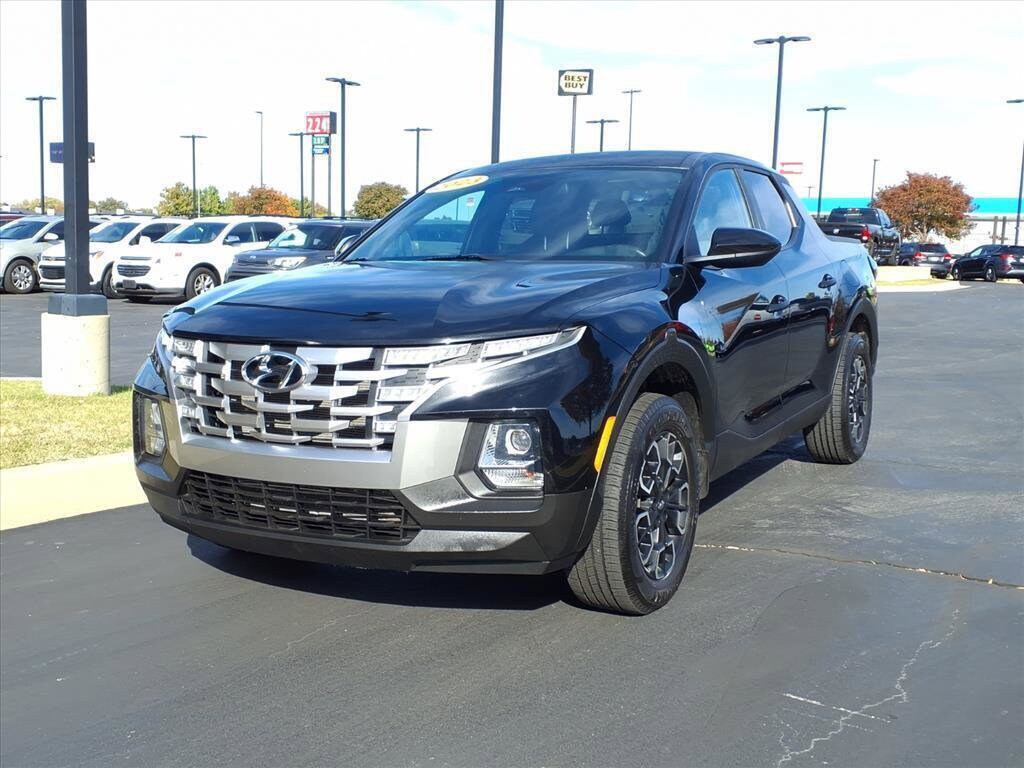 Used 2023 Hyundai Santa Cruz 2.5L SE Truck Crew Cab