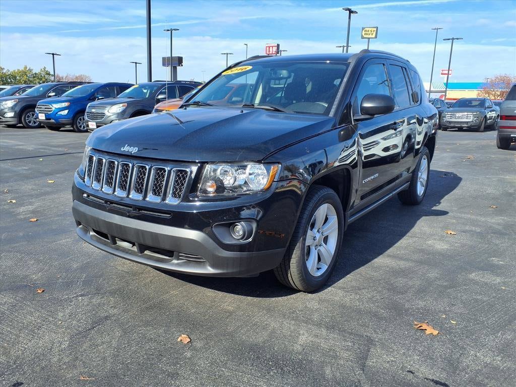 2016 Jeep Compass Sport's photo