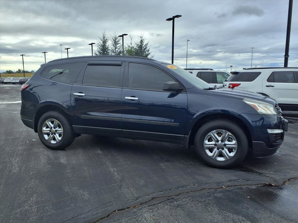 Used 2017 Chevrolet Traverse LS SUV