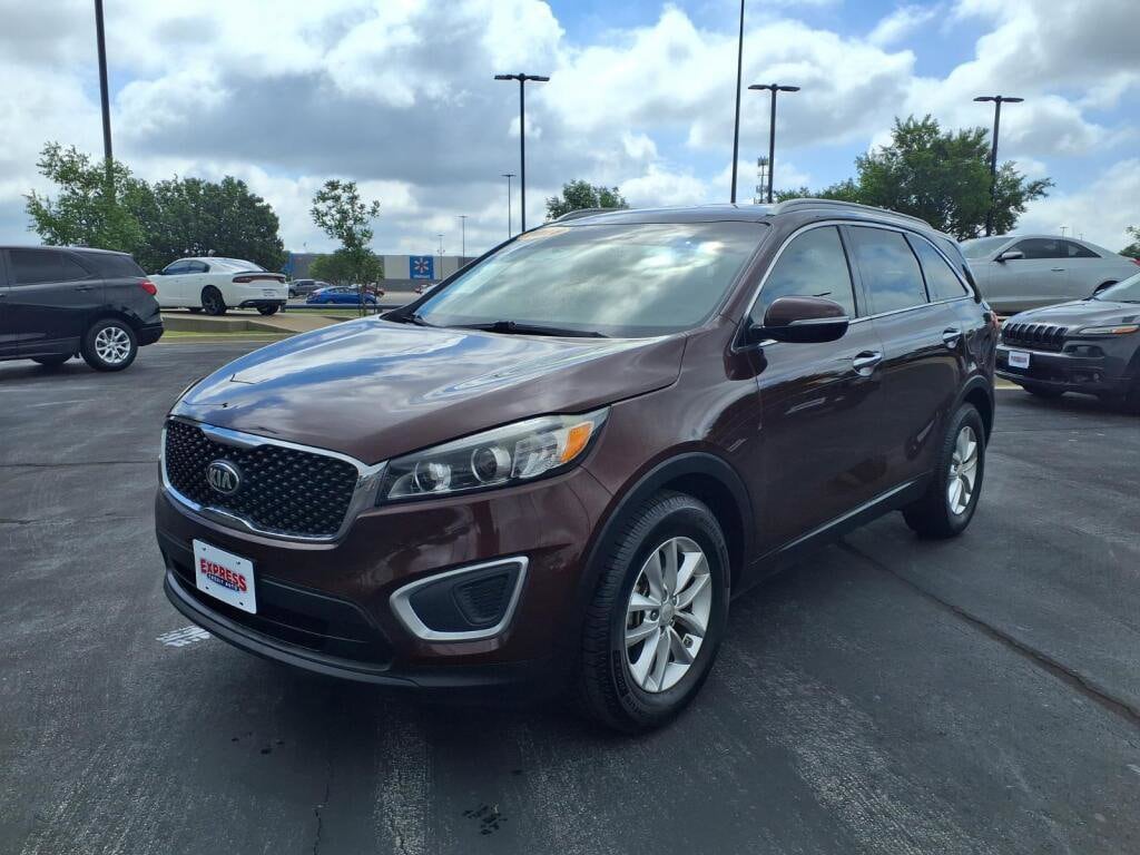 2018 Kia Sorento LX AT's photo
