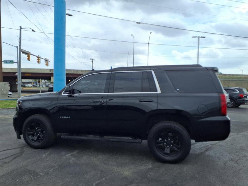 2019 Chevrolet Tahoe LS - Photo 9