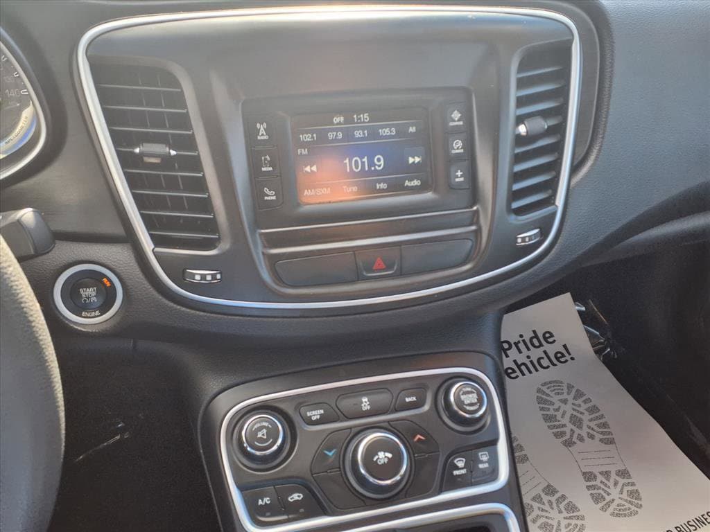 Used 2015 Chrysler 200 Limited Sedan