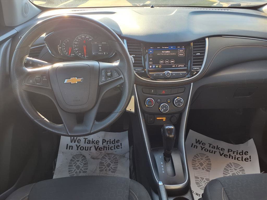 Used 2021 Chevrolet Trax LS SUV