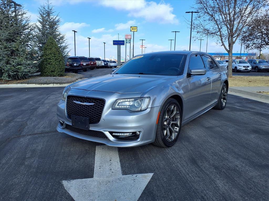 2018 Chrysler 300 S