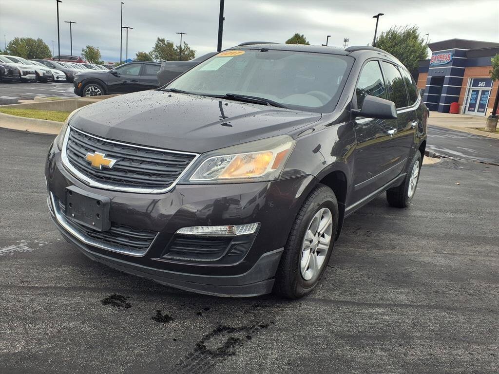 Used 2017 Chevrolet Traverse LS SUV