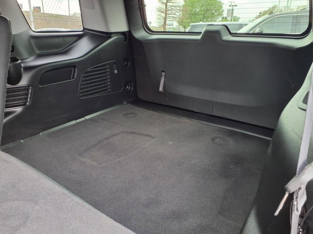 2019 Chevrolet Tahoe LS - Photo 8