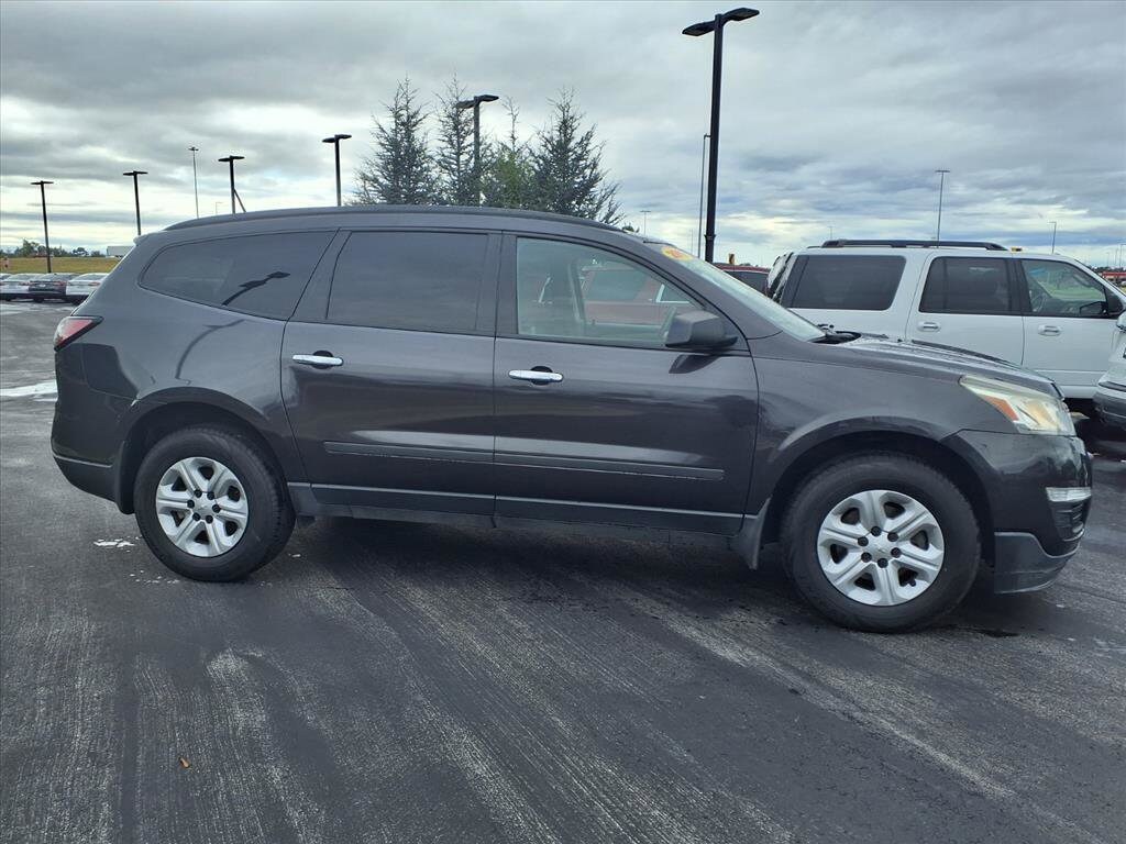 Used 2017 Chevrolet Traverse LS SUV