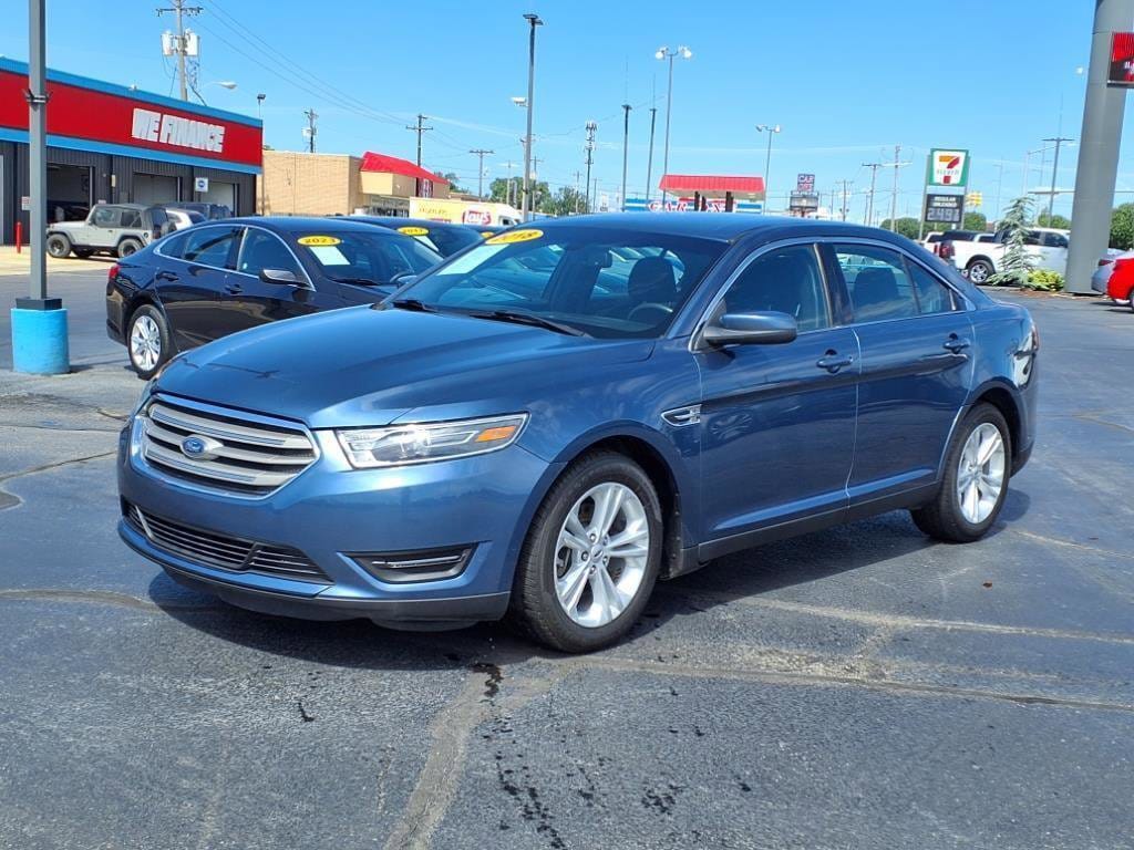 2018 Ford Taurus