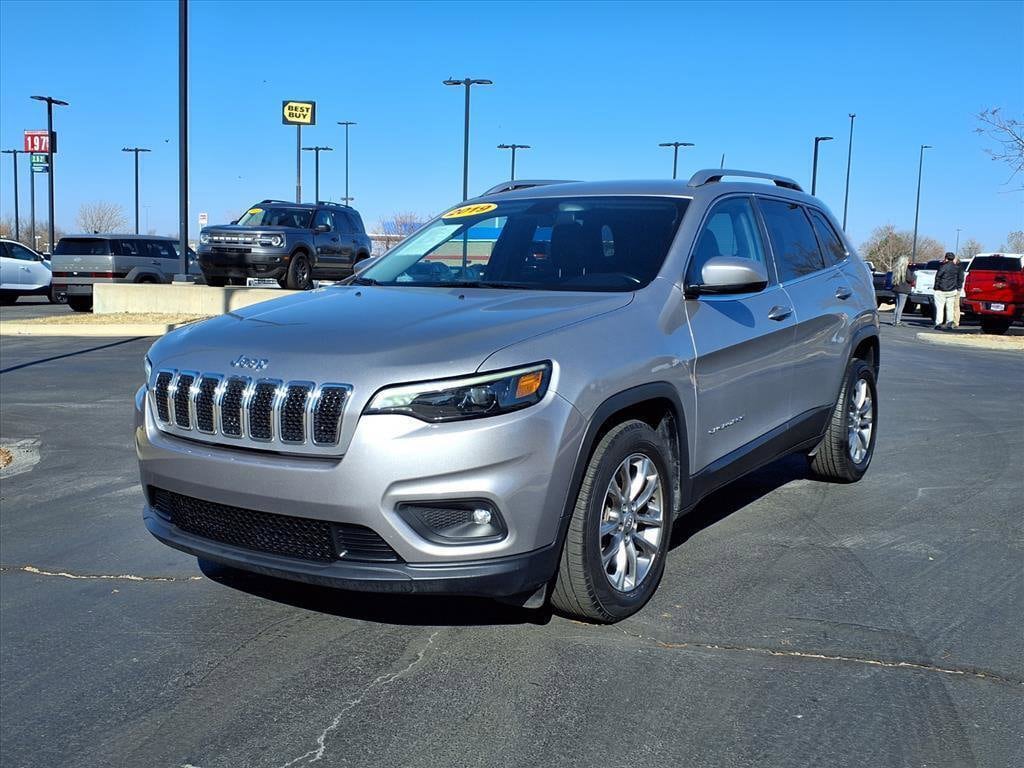 2019 Jeep Cherokee Latitude Plus's photo