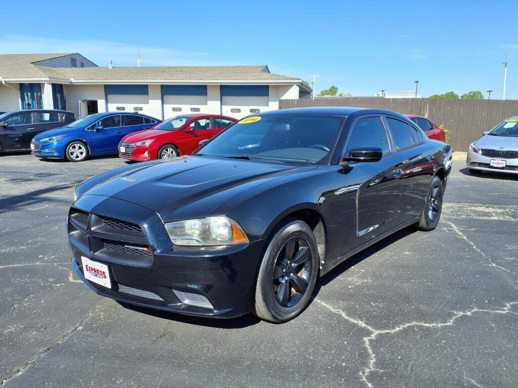 2014 Dodge Charger SE's photo