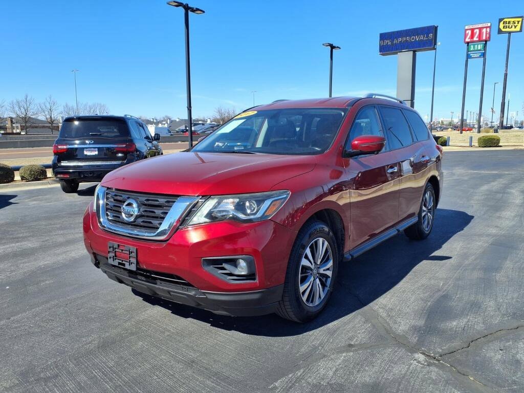 2017 Nissan Pathfinder SL