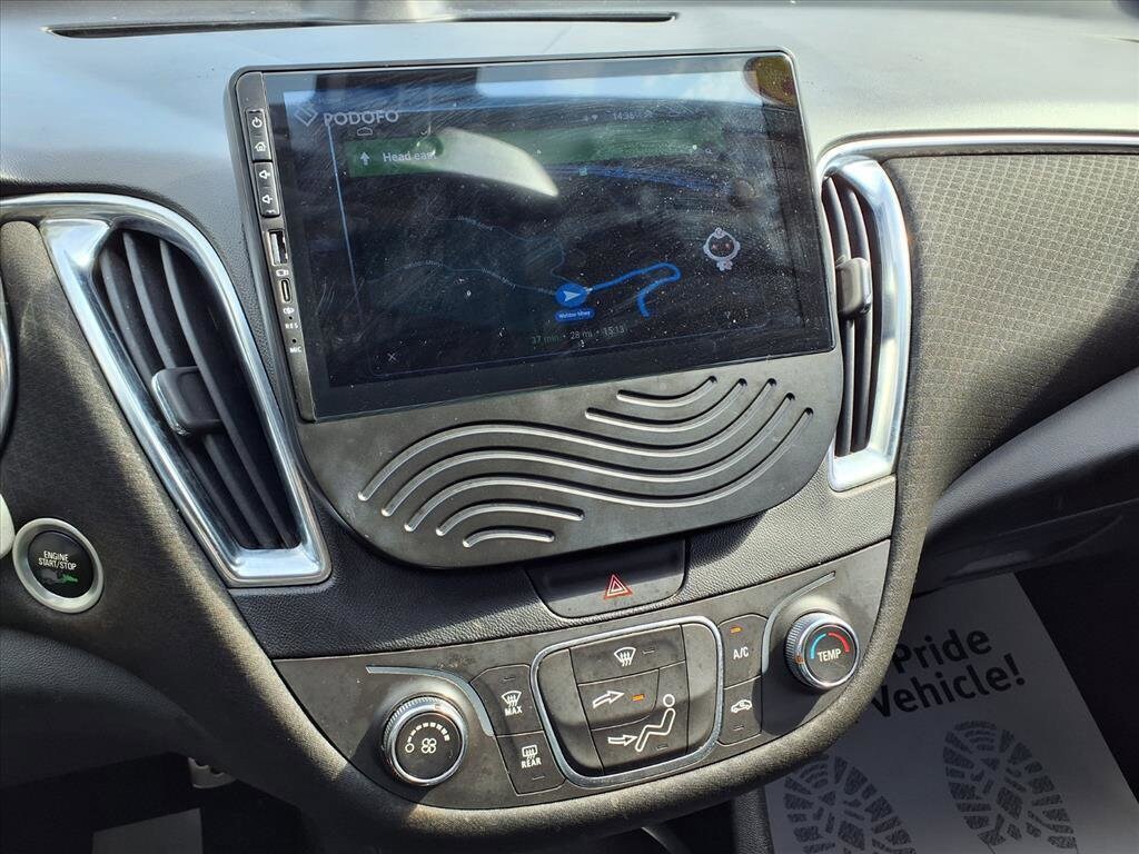 Used 2016 Chevrolet Malibu LT w/1LT Sedan