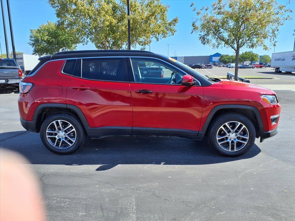 Used 2018 Jeep Compass Latitude FWD SUV