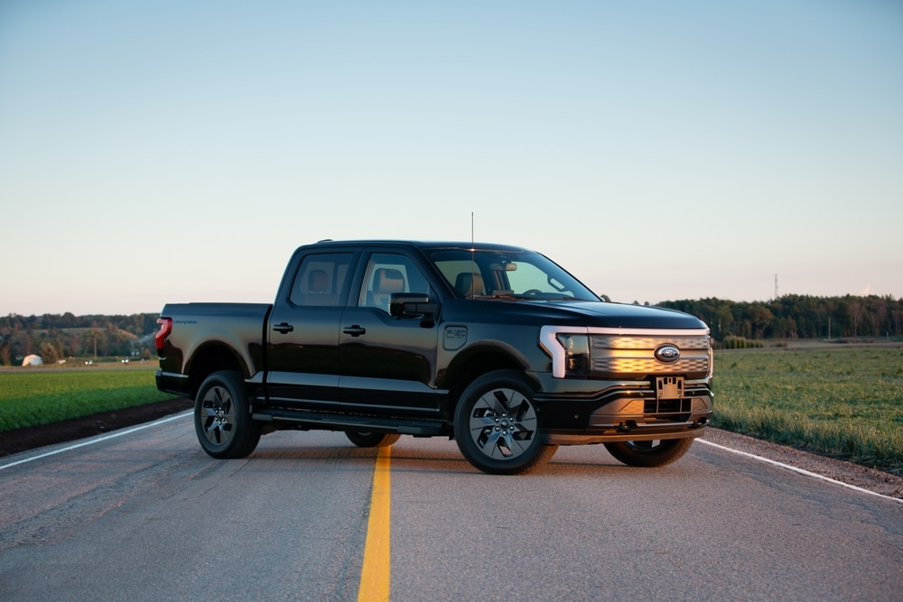 Ford F150 in the middle of the road