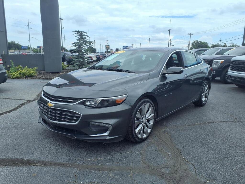 2017 Chevrolet Malibu Premier's photo