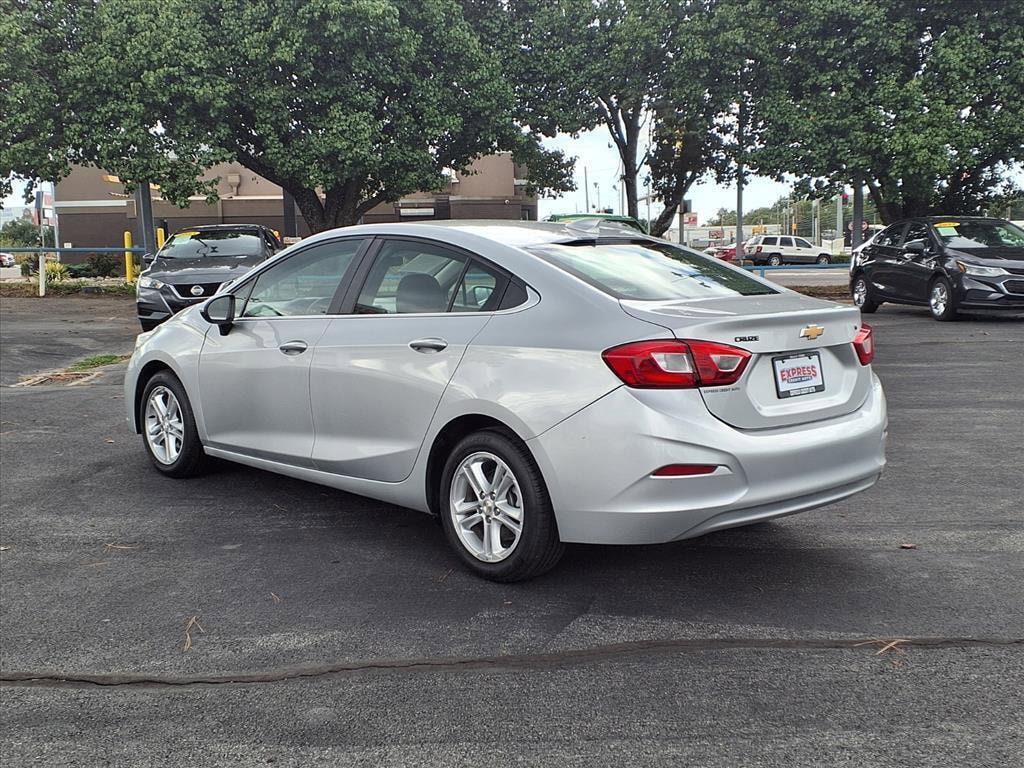 Used 2018 Chevrolet Cruze LT Auto Sedan
