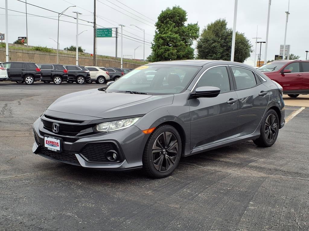 2017 Honda Civic Hatchback EX's photo